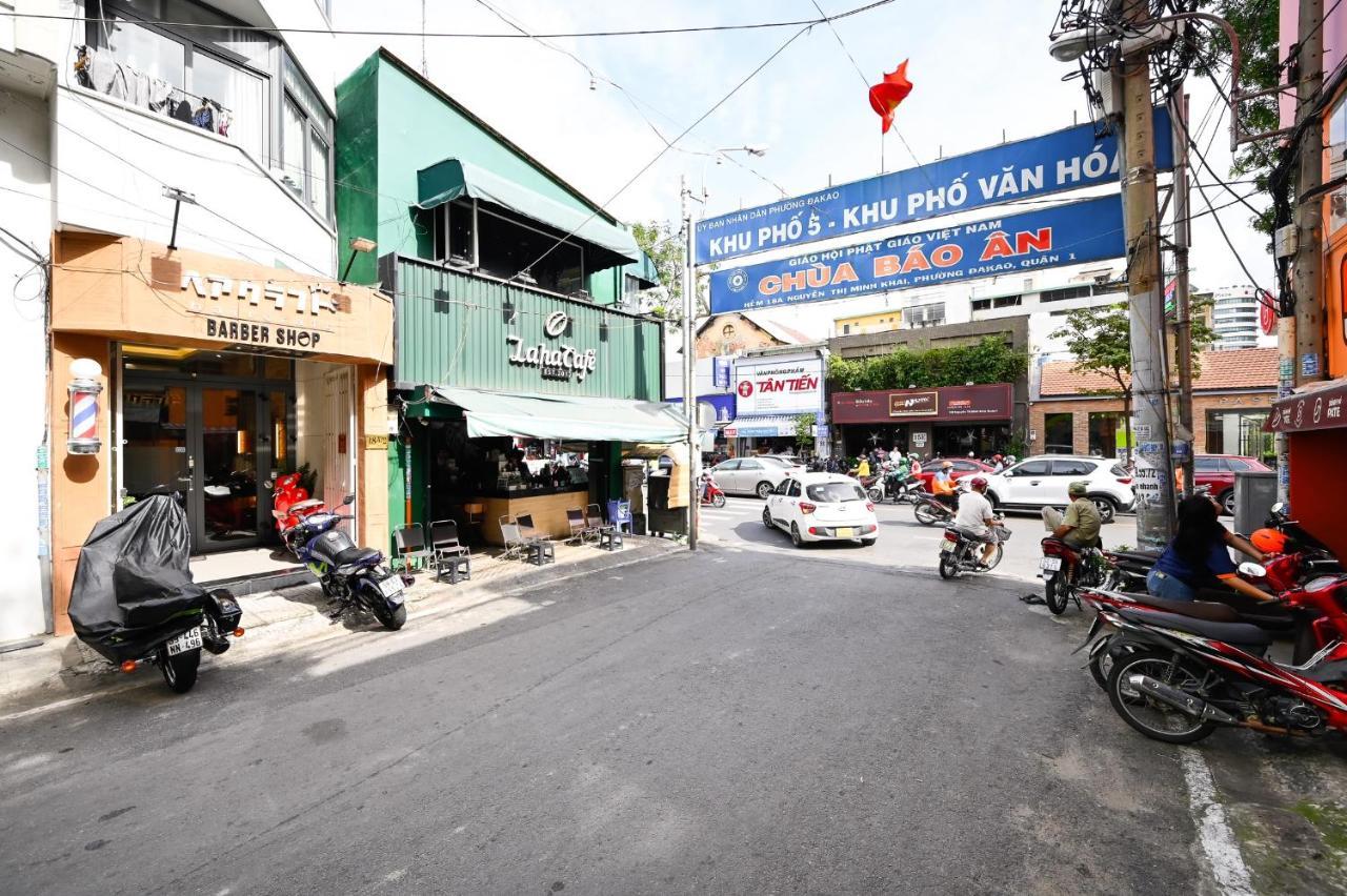 Huyen Homestay Хошимин Экстерьер фото